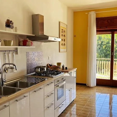 بيت للعطل Il Nido - 4 Stelle ميلاتسو